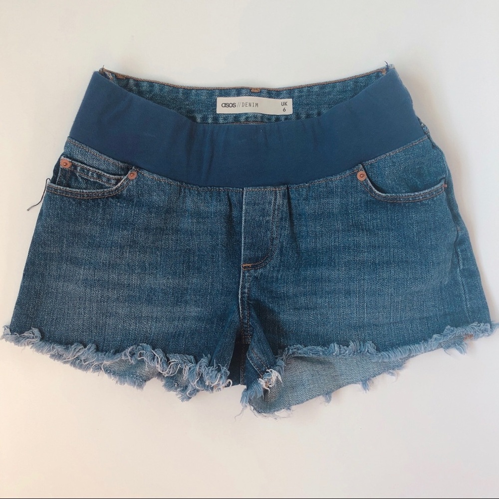 ASOS maternity SHORTS
